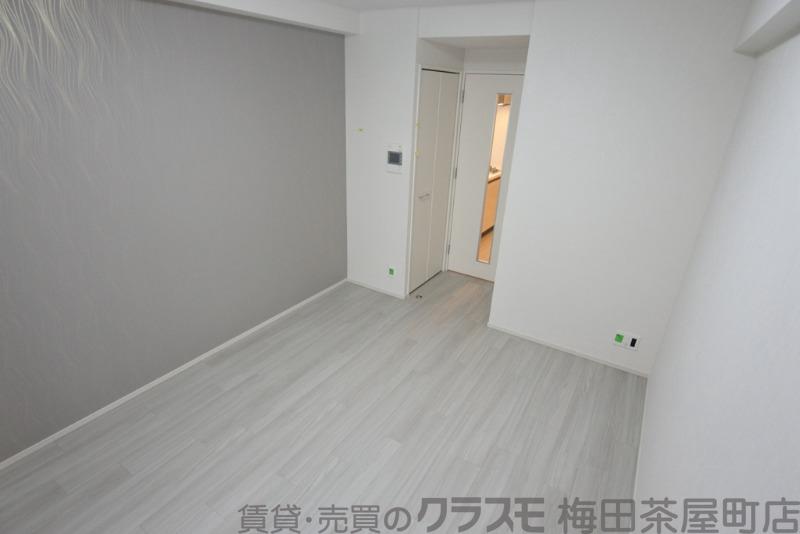 17/30 寝室