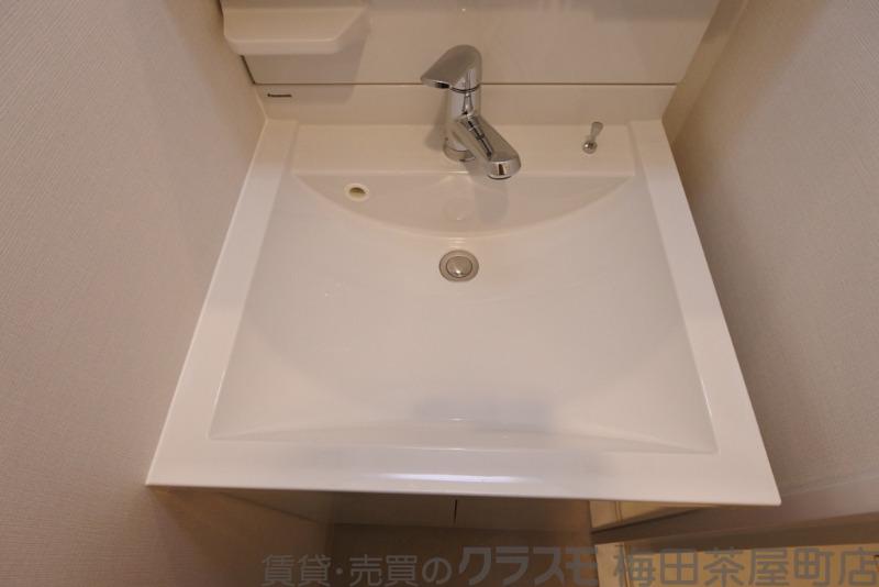 24/30 洗面
