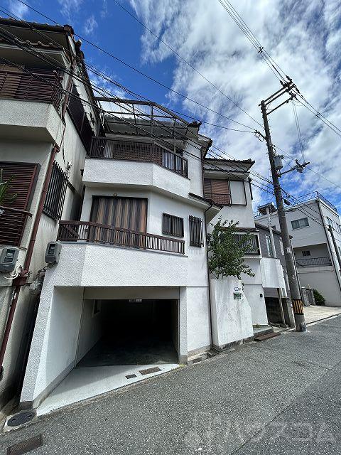 2/30 外観