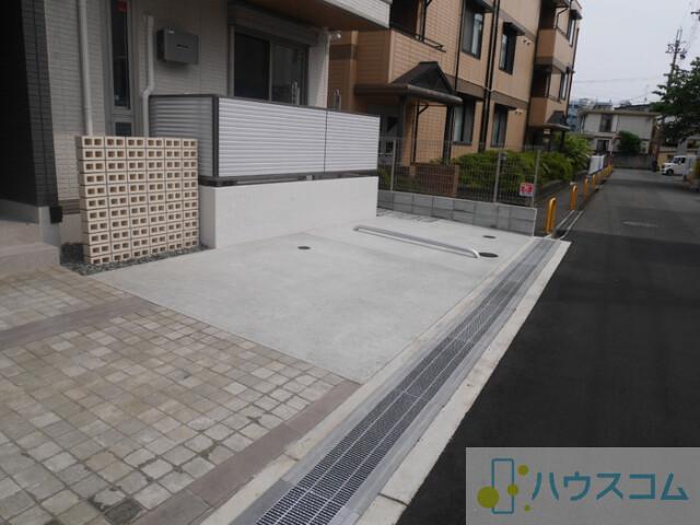 22/29 駐車場