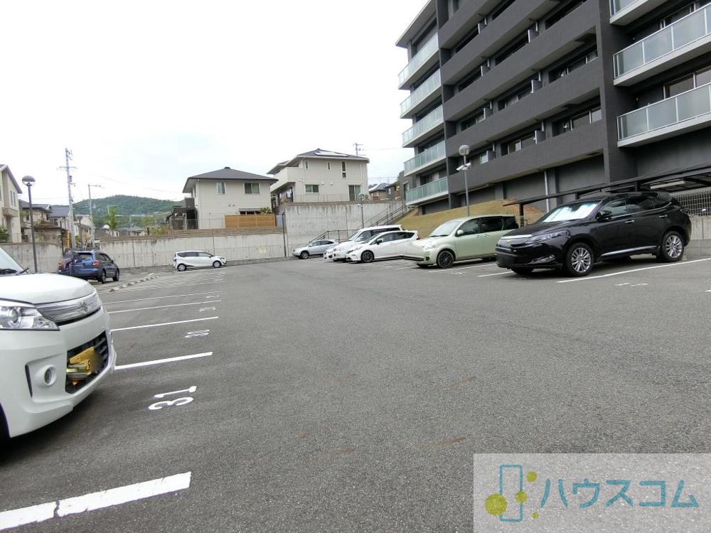 3/6 駐車場