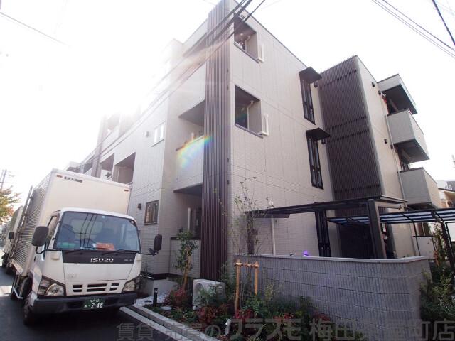 2/4 外観