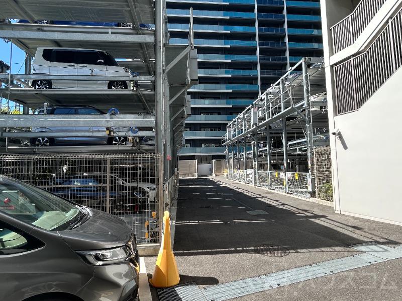 28/30 駐車場