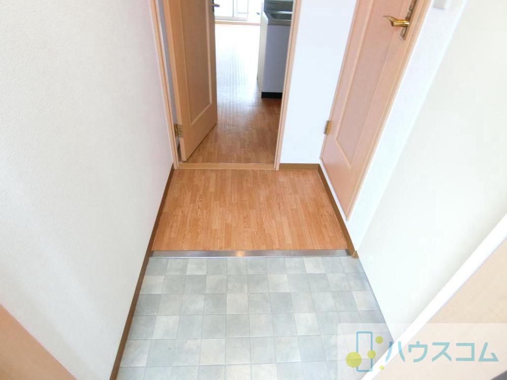 14/30 玄関