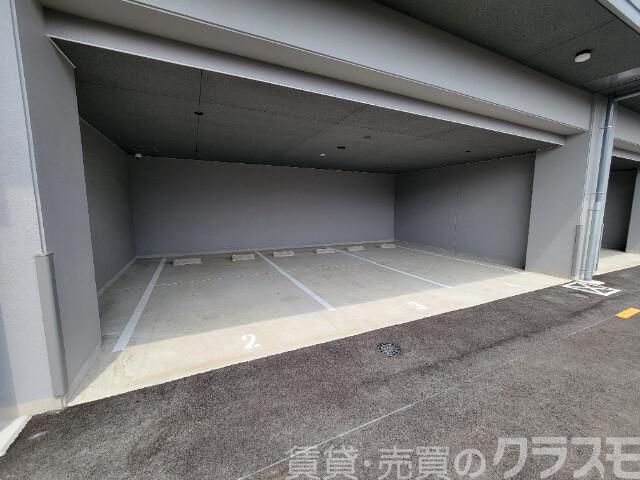 23/29 駐車場