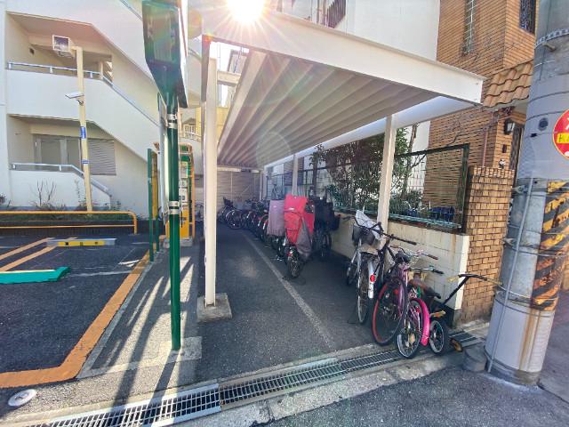 5/8 駐車場