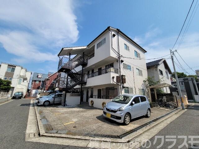 19/26 駐車場