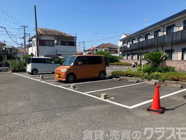 2/7 駐車場