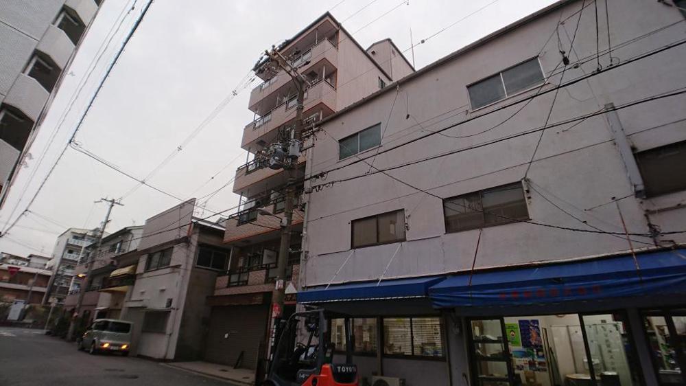 2/30 外観
