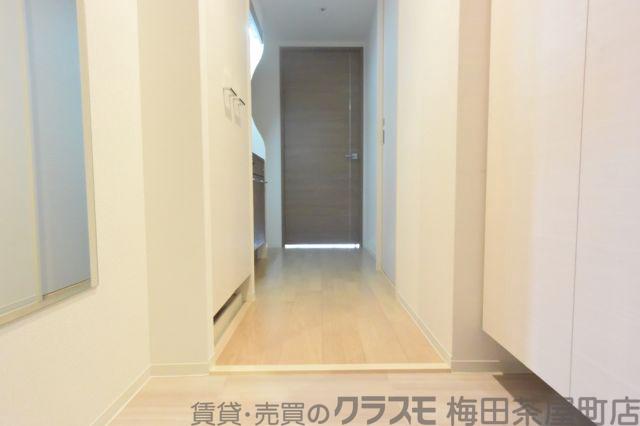 14/30 玄関