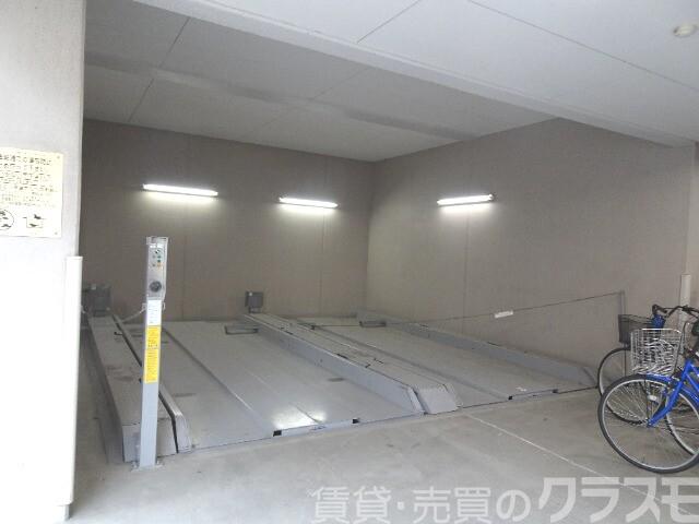22/30 駐車場