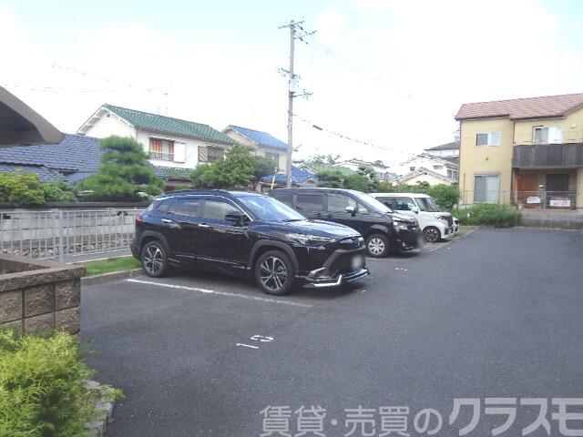 22/30 駐車場