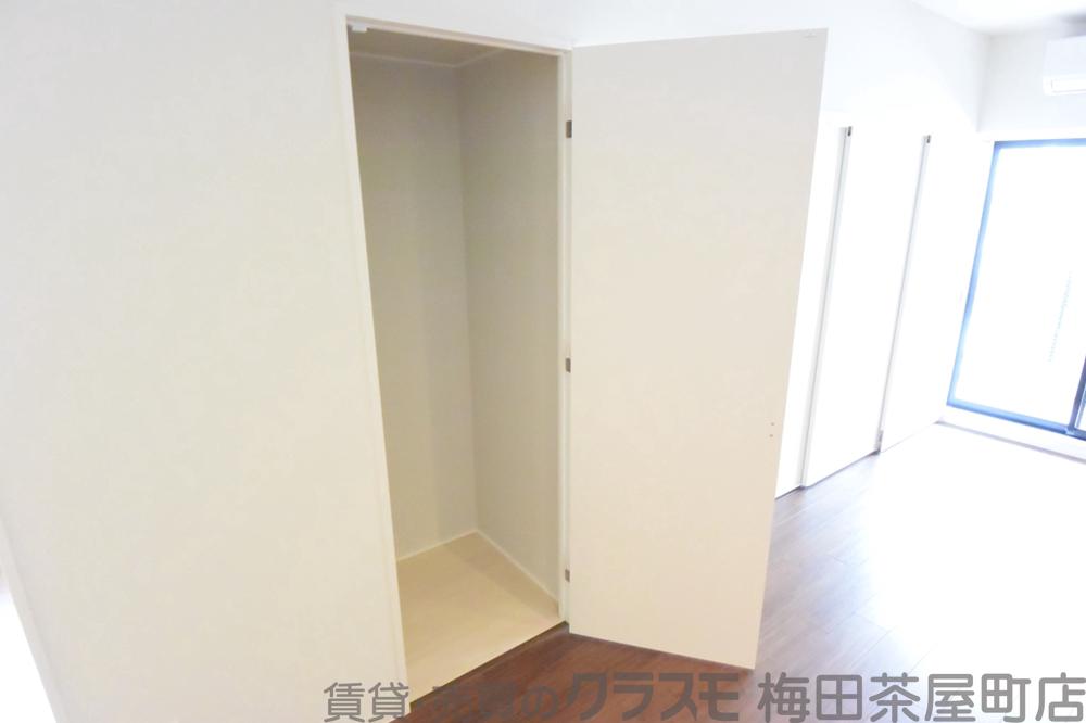 13/30 収納