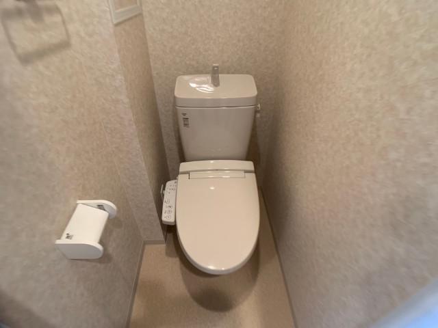 16/30 トイレ