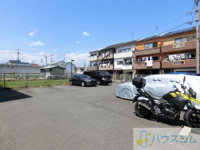 3/10 駐車場