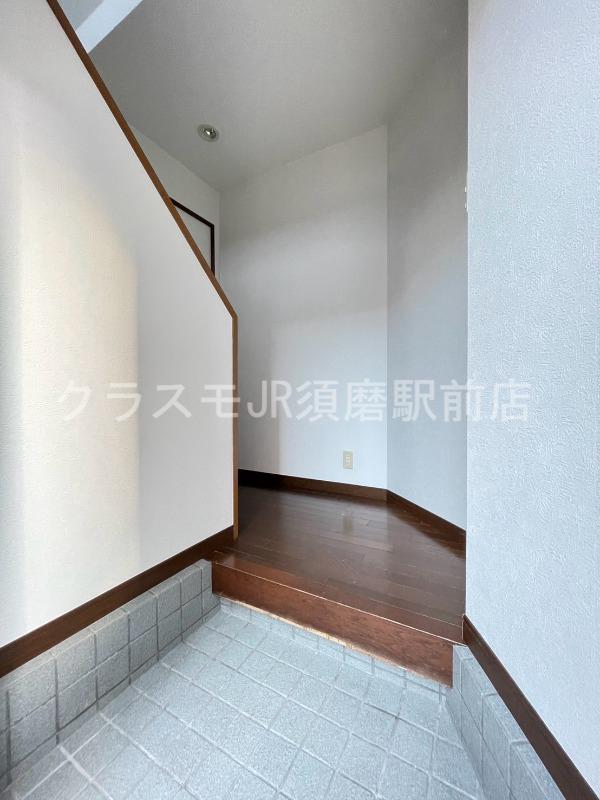 14/30 玄関