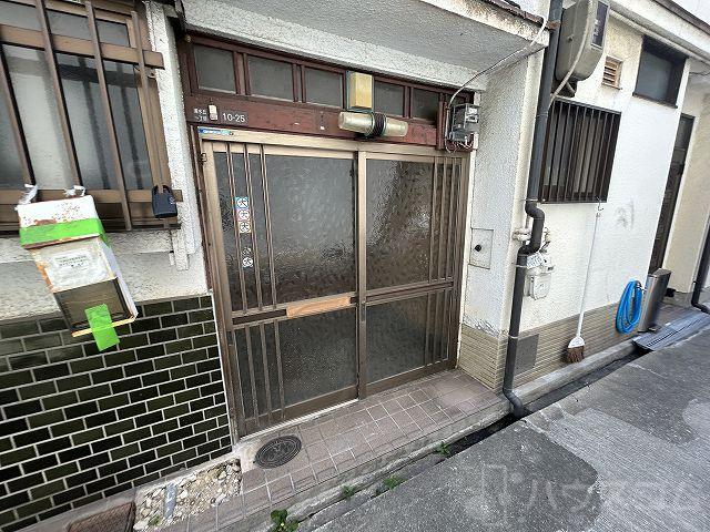 3/10 エントランス