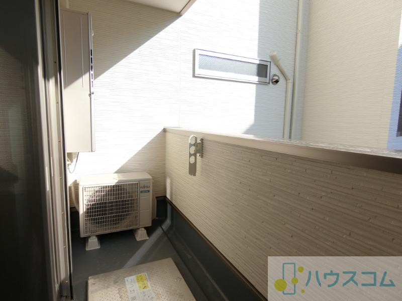 19/30 バルコニー