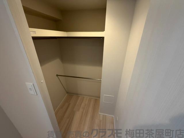 13/30 収納