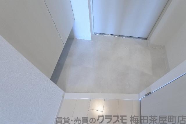 14/30 玄関