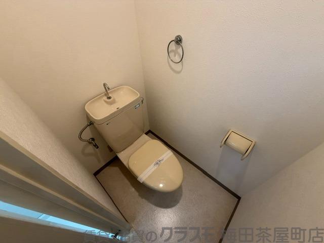 18/30 トイレ