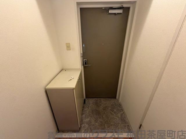 14/30 玄関