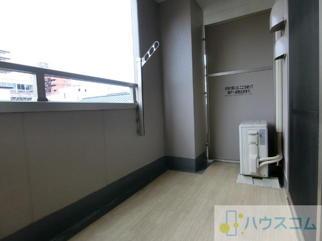 19/30 バルコニー