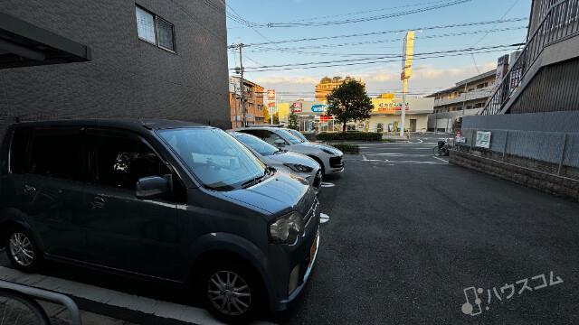 6/11 駐車場