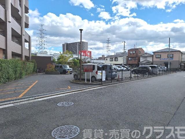 2/10 駐車場