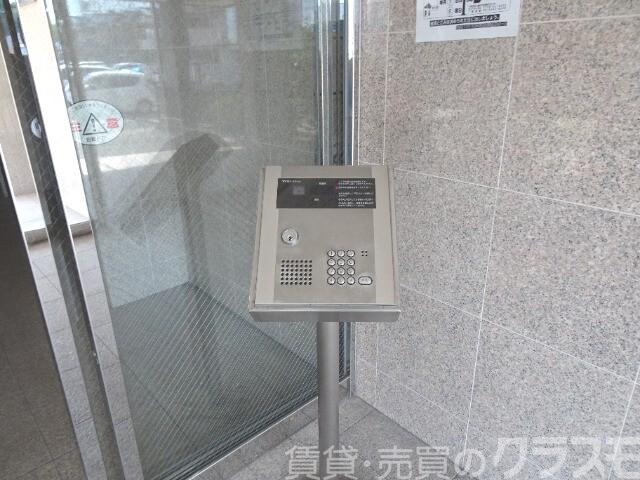 14/19 エントランス