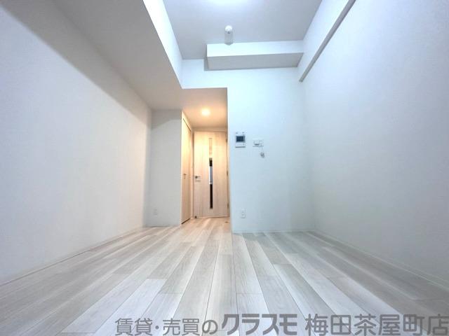 16/30 寝室