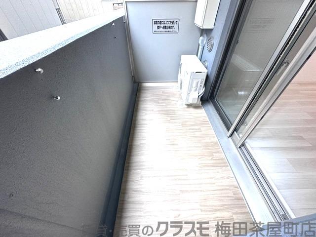25/30 バルコニー