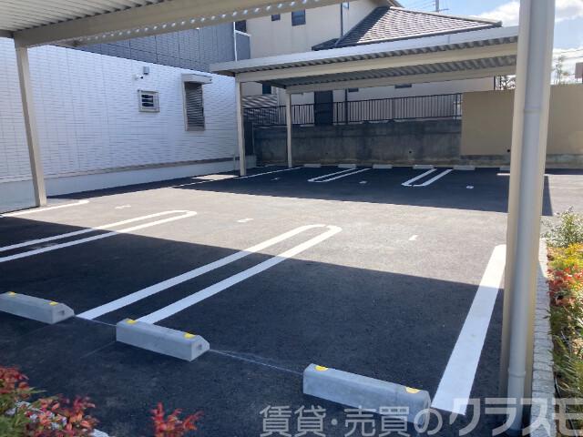 21/30 駐車場