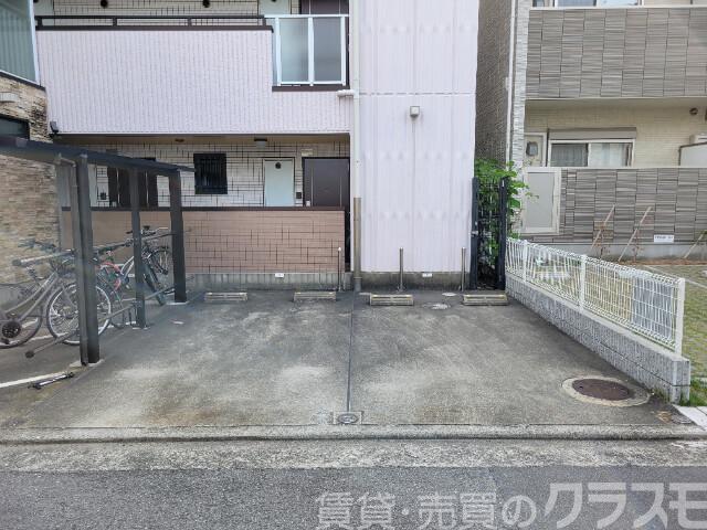 20/30 駐車場
