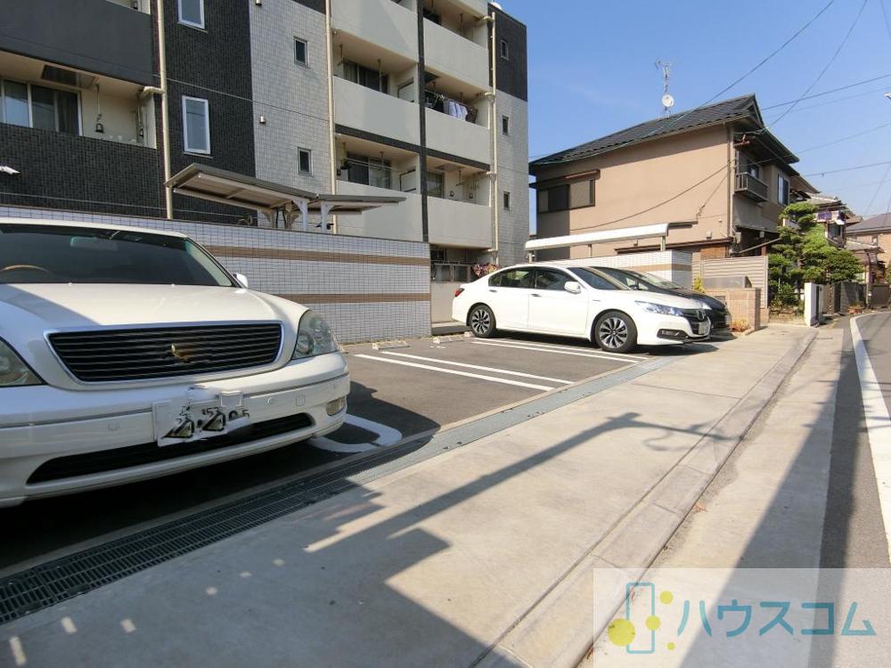 3/5 駐車場