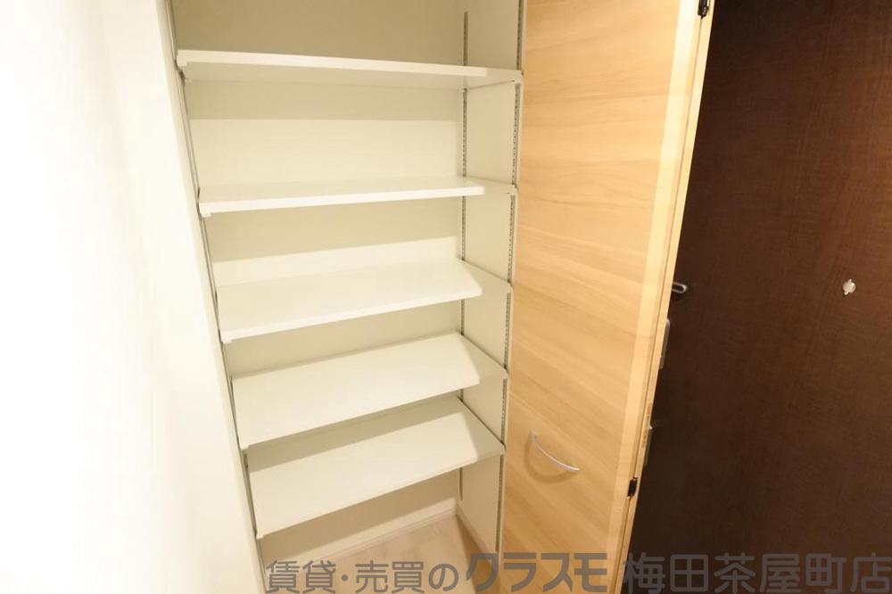 13/30 収納