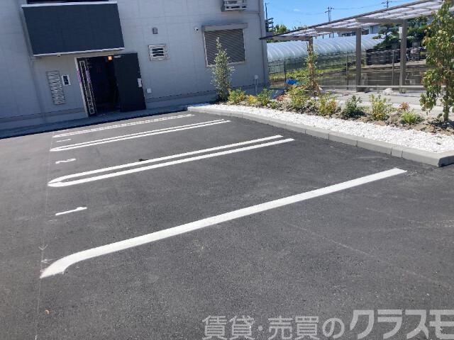 2/10 駐車場
