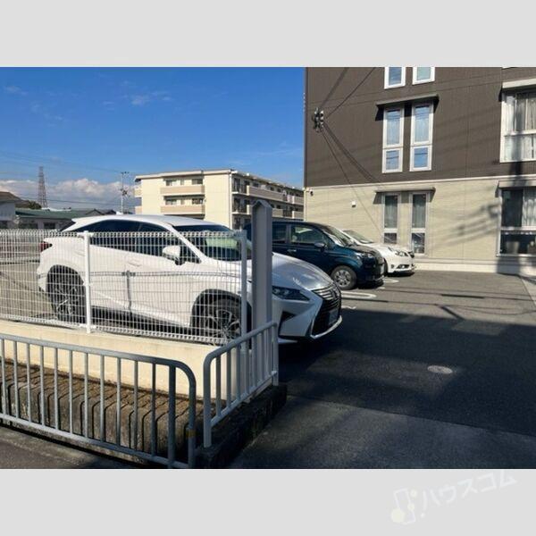15/19 駐車場