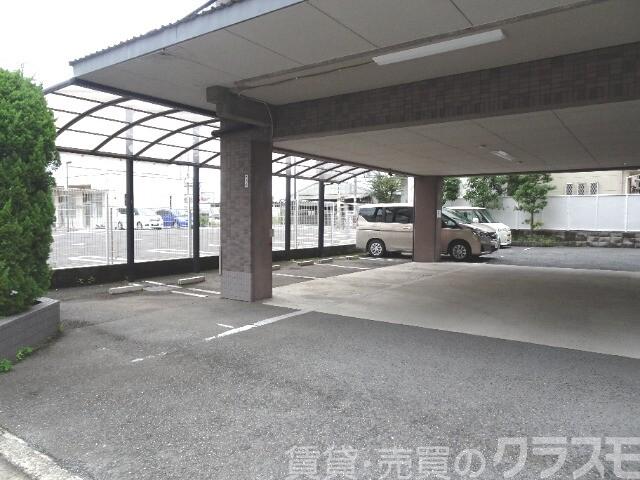 20/30 駐車場