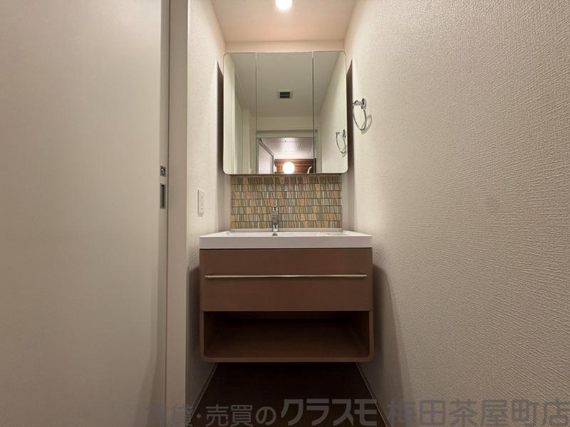 20/30 洗面