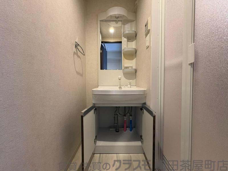 22/30 室内
