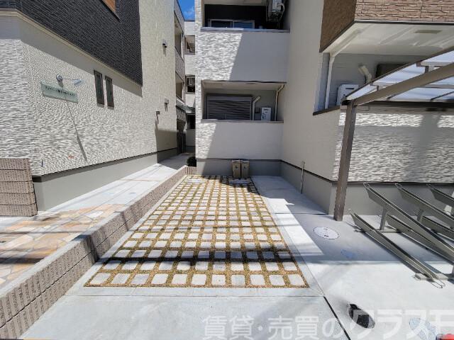 21/30 駐車場