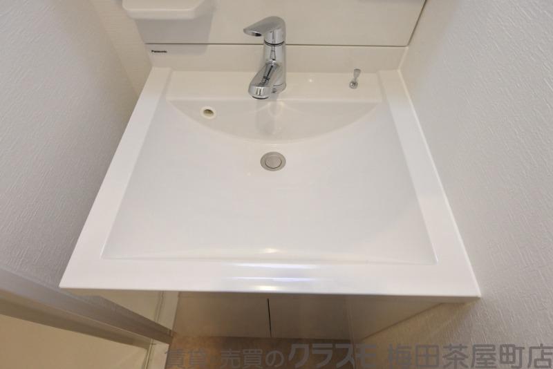 24/30 洗面