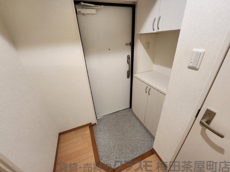 14/30 玄関
