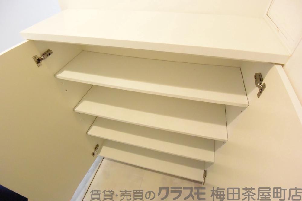 13/30 玄関