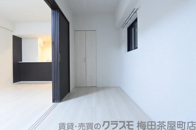 13/30 寝室