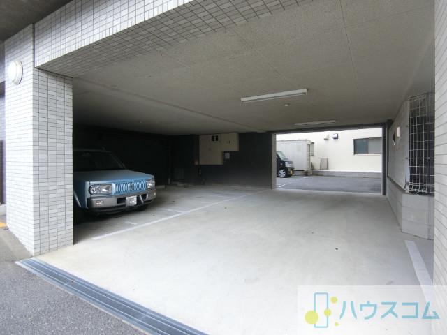 4/7 駐車場