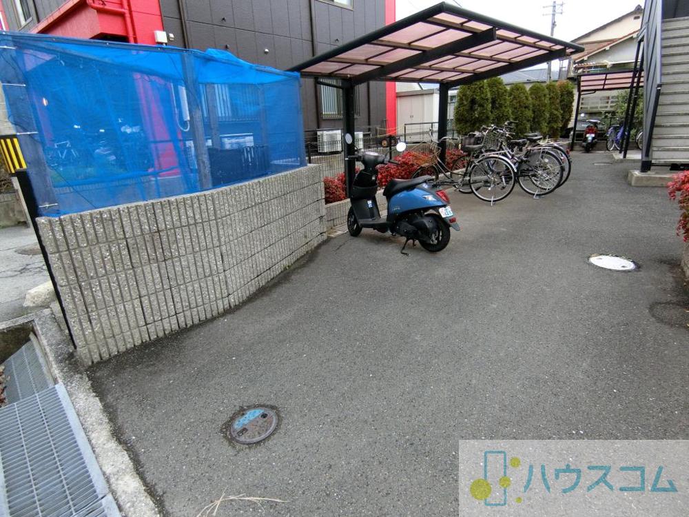 25/28 エントランス