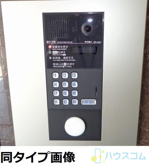 17/23 エントランス
