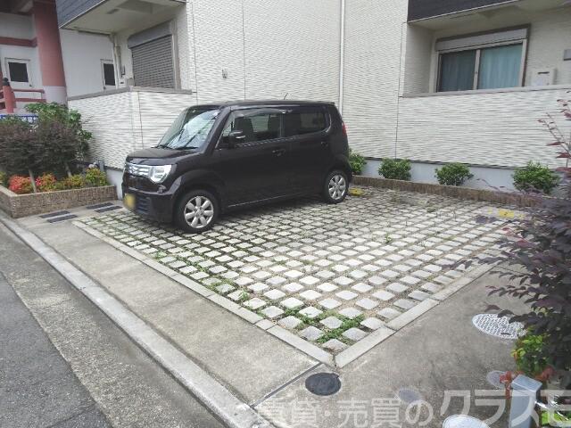 20/30 駐車場